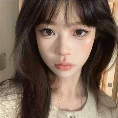 谁杀了她